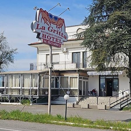 Hotel La Gritta Srl Castel San Giovanni  Exteriér fotografie